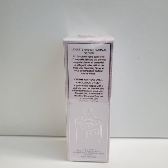 NWT Miss Dior Blooming Bouquet Roller Pearl Perfume, 20 ml - Picture 2 of 3